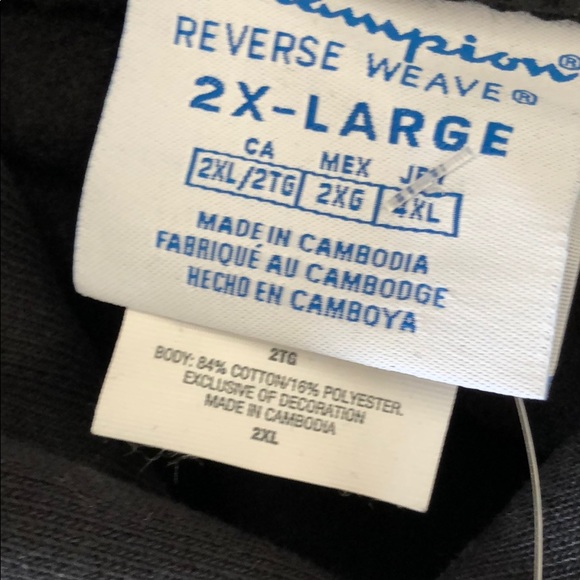 New champion black cropped hoodie graphic - Picture 9 of 9